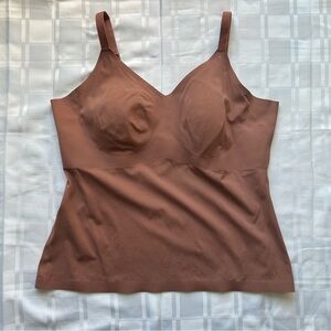 Knix LuxeLift Seamless V-neck Shape Wear Tank Top